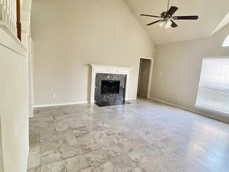 8004 Case Dr — Photo 5