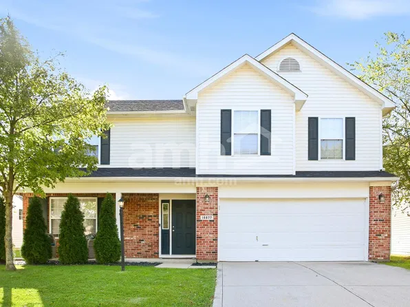 18887 Prairie Crossing Dr, Noblesville, IN 46062