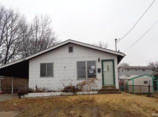 212 Bayless Ave, Saint Louis, MO 63125