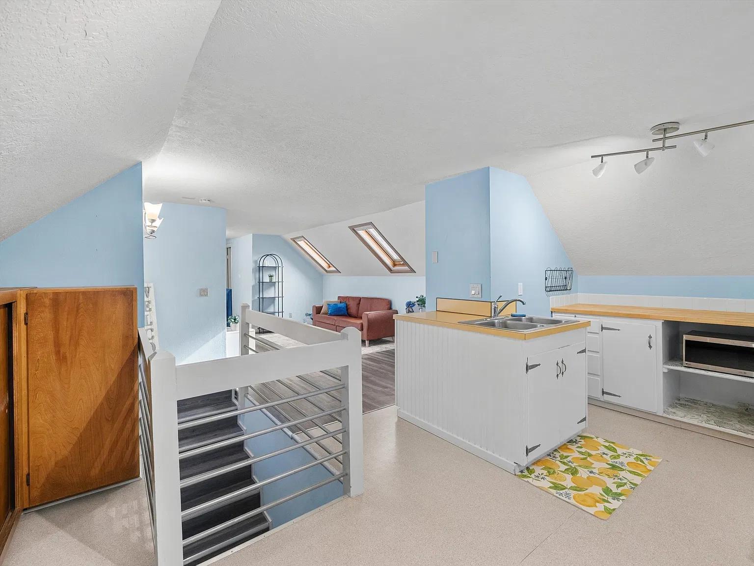 9835 SW 80th Ave — Photo 3