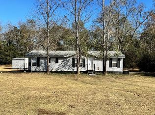 609 Bartlett Loop, Headland, AL 36345