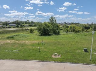 3010 Belle St SW, Cedar Rapids, IA 52404