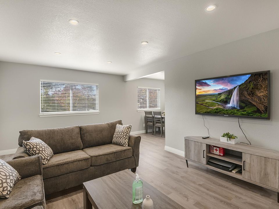 1st image of 730 San Juan Dr #9B