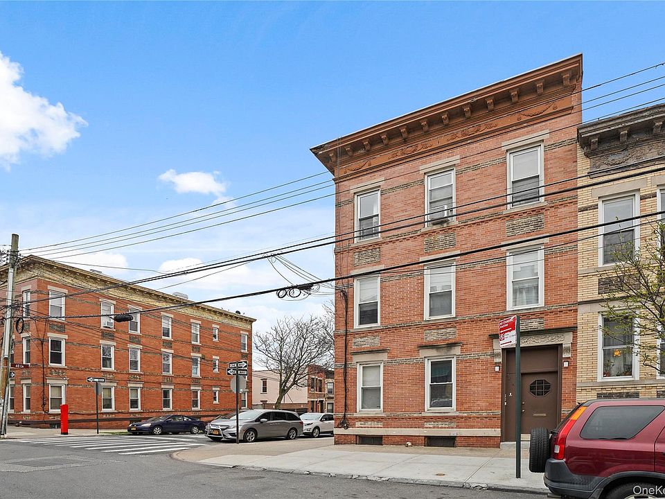 NYさま専用⭐︎ 6046 Putnam Avenue, Ridgewood, NY 11385 | MLS #888227 | Zillow