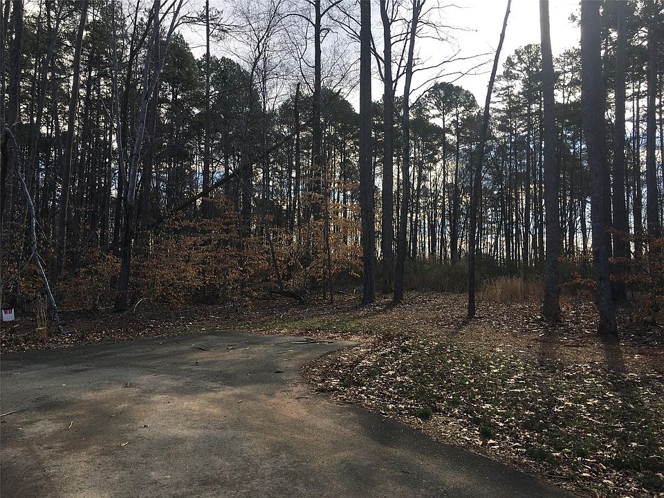 2nd image of 9974 Red Wolf Rd #10