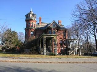 20 Pleasant St #3W, Hudson, MA 01749