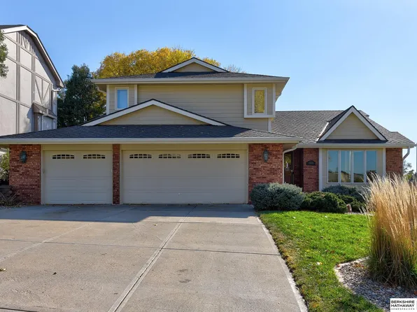14113 Borman Cir, Omaha, NE 68138