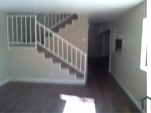 43756 La Paz Ln, Lancaster, CA 93535
