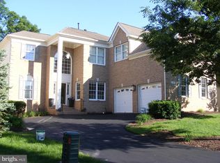 19841 Bethpage Ct, Ashburn, VA 20147