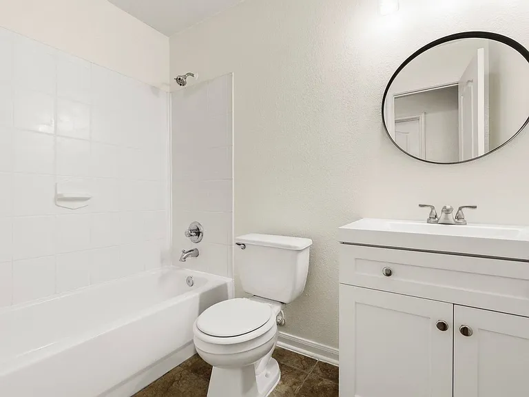 7719 Serene Wood Ln — Photo 22