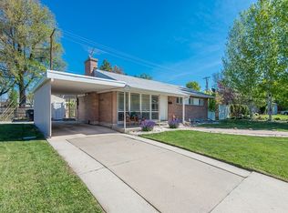 1111 E Iris Ln, Salt Lake City, UT 84106
