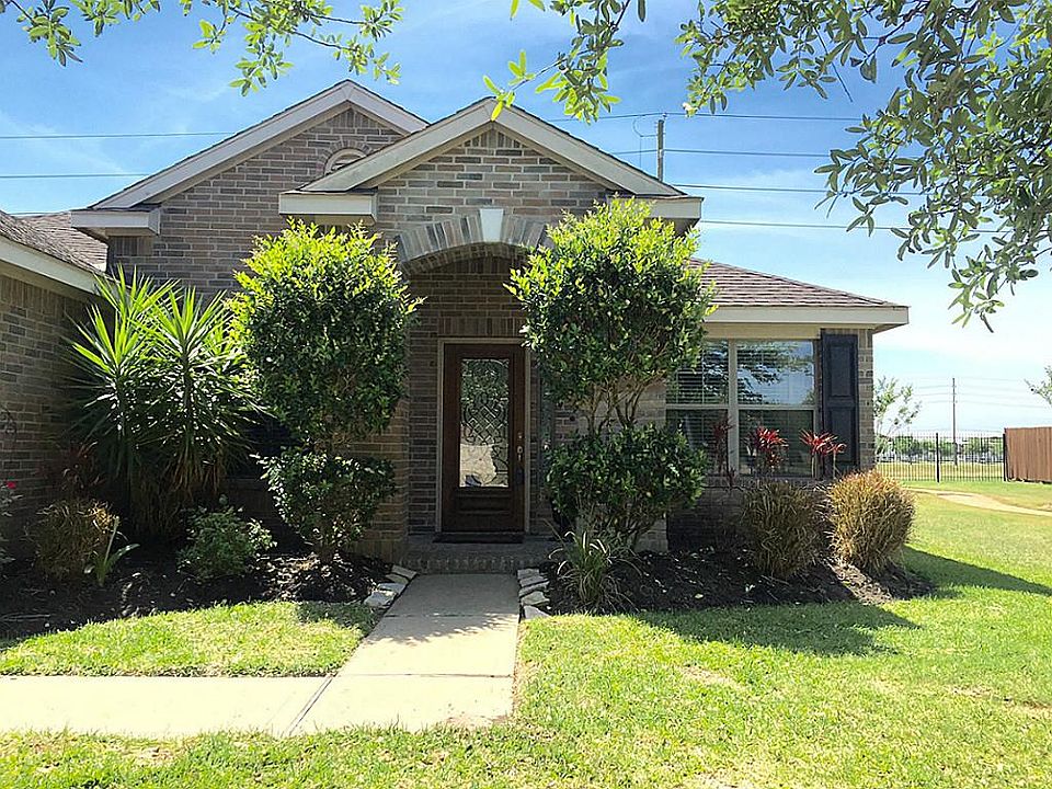 1st image of 21539 Tallow Grove Ln