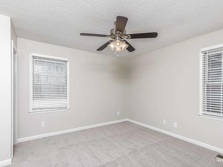 15 Nealtown Way — Photo 13