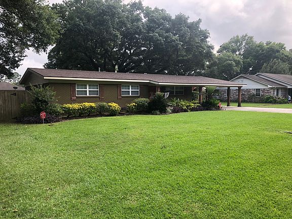 5th image of 139 Blue Lake Dr