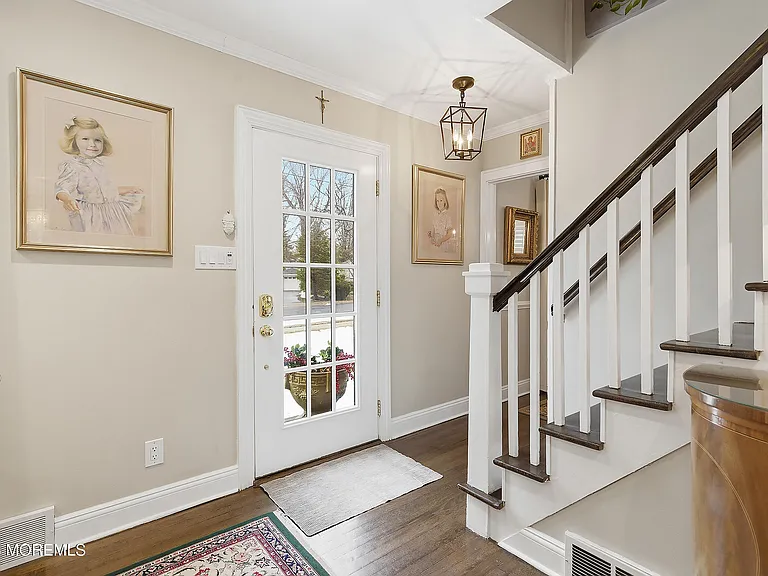 96 Lake Shore Dr — Photo 5
