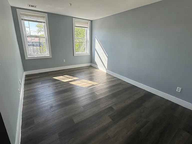 175 Munn Ave #303 — Photo 1