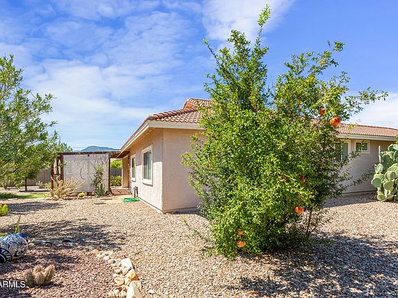 3rd image of 2718 LEMOOR Court