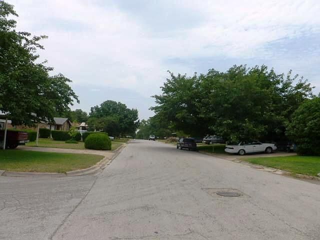 1st image of 700 S Kate St