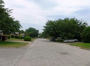 700 S Kate St, White Settlement, TX 76108