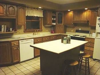 4th image of 844 Eastward Cir
