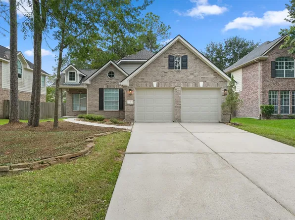 11 Davis Cottage Ct, Conroe, TX 77385
