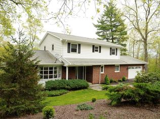 927 Upland Dr, Elmira, NY 14905
