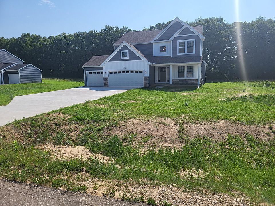 1st image of 47021 Silver Oaks Blvd