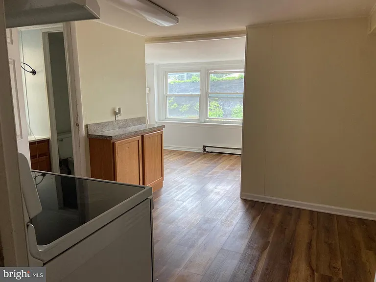 849 Street Rd #B — Photo 5