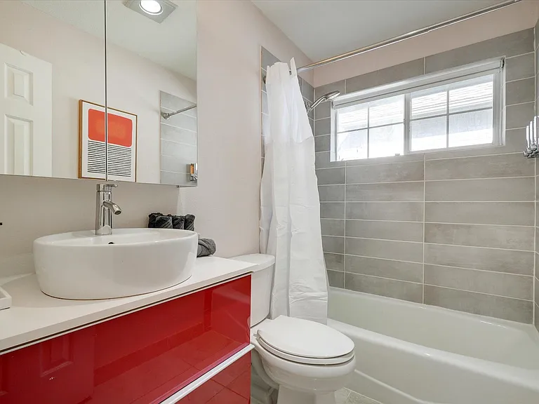 4219 Bendwood Ln — Photo 29