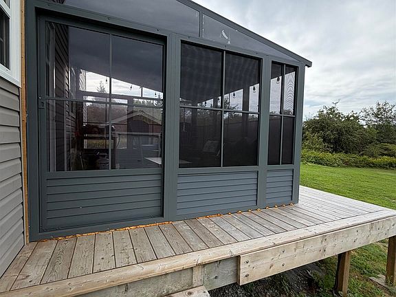 4th image of 2132 Sandy Point Rd