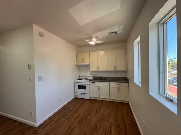 2305 Hylan Blvd Floor 2, Staten Island, NY 10306