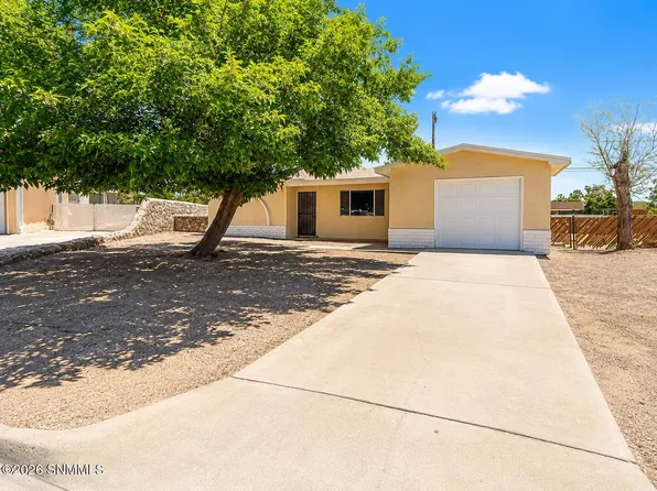 1974 Mahogany Dr, Las Cruces, NM 88001