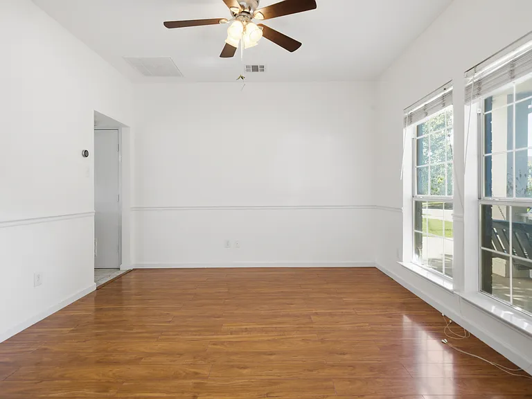 2114 Rustic Ridge Dr — Photo 5