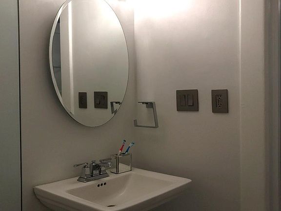 4th image of 830 Grand Ave APT 4
