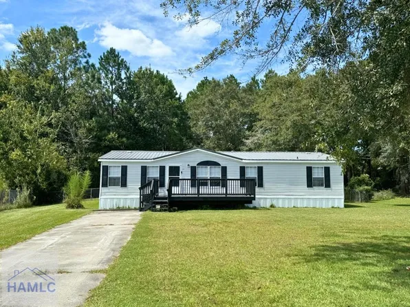 253 Cheryl Ct NE, Ludowici, GA 31316