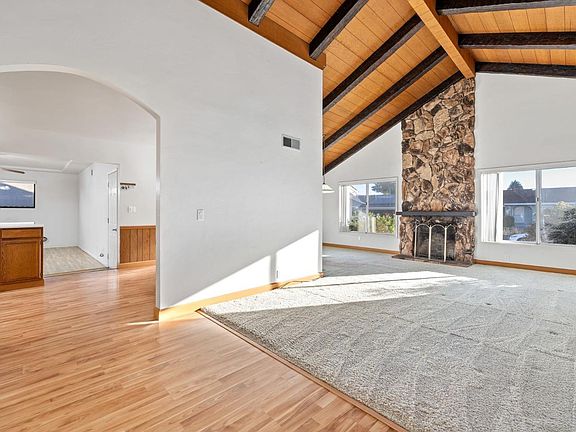 5th image of 1255 Ponderosa Drive