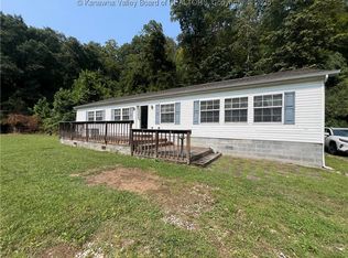 2964 E Mud River Rd, Milton, WV 25541