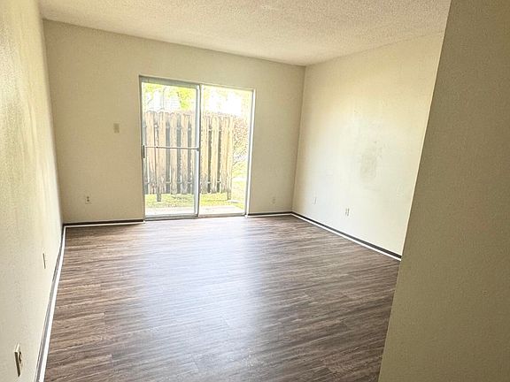 5th image of 200 High Meadows Blvd #G4