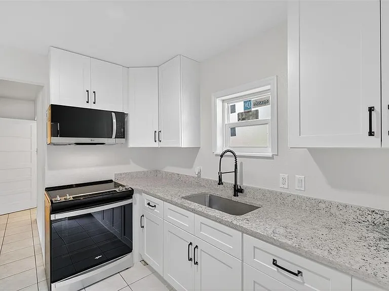 5136 68th St N #C — Photo 13