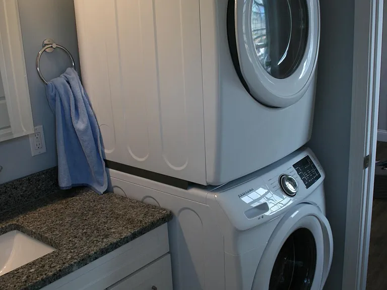 267 Jefferson Ave #2 — Photo 9