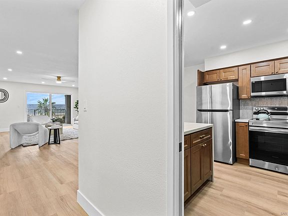 3rd image of 3606 Vista Rey Unit 8