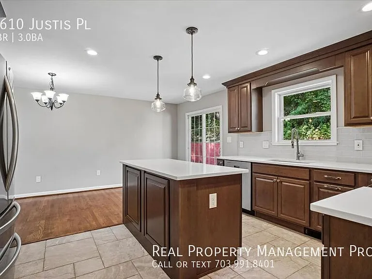 5610 Justis Pl — Photo 10