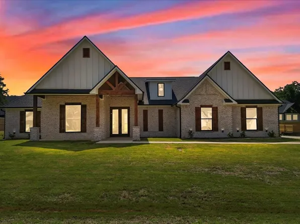 14604 Woodland Crk, Lindale, TX 75706