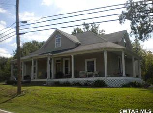 319 E Main St, Bradford, TN 38316