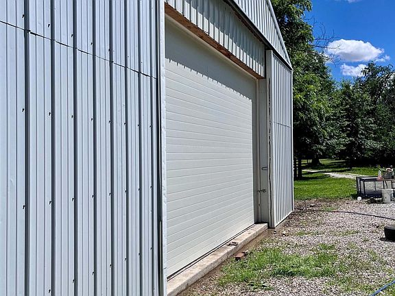 4th image of 20749 Audrain Rd #918