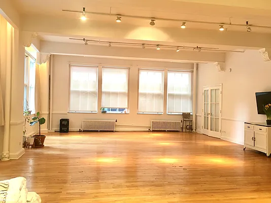 Rented by Brown Harris Stevens | media 5