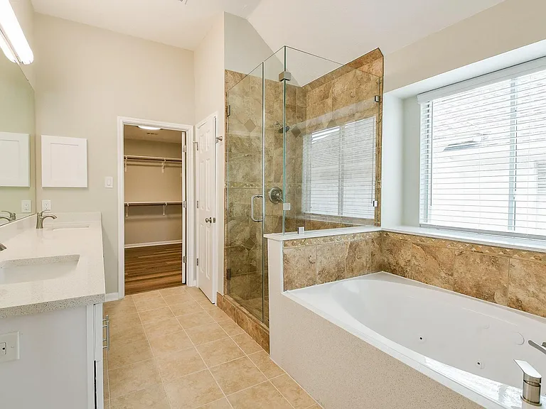 815 Robins Way — Photo 27