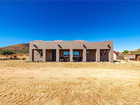 3rd image of 7649 N Frerichs Ranch Road