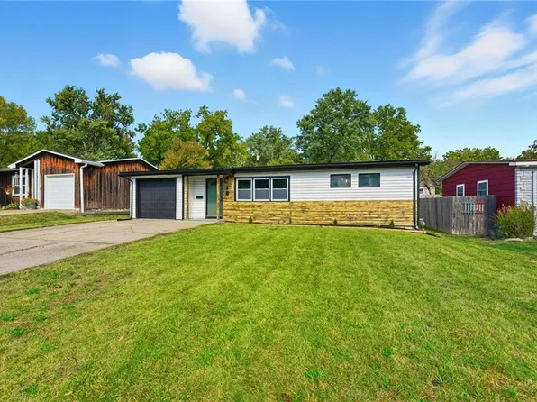 16 W 89th Ter, Kansas City, MO 64114