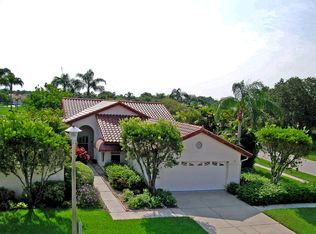 5049 Clubview Ct E, Bradenton, FL 34203